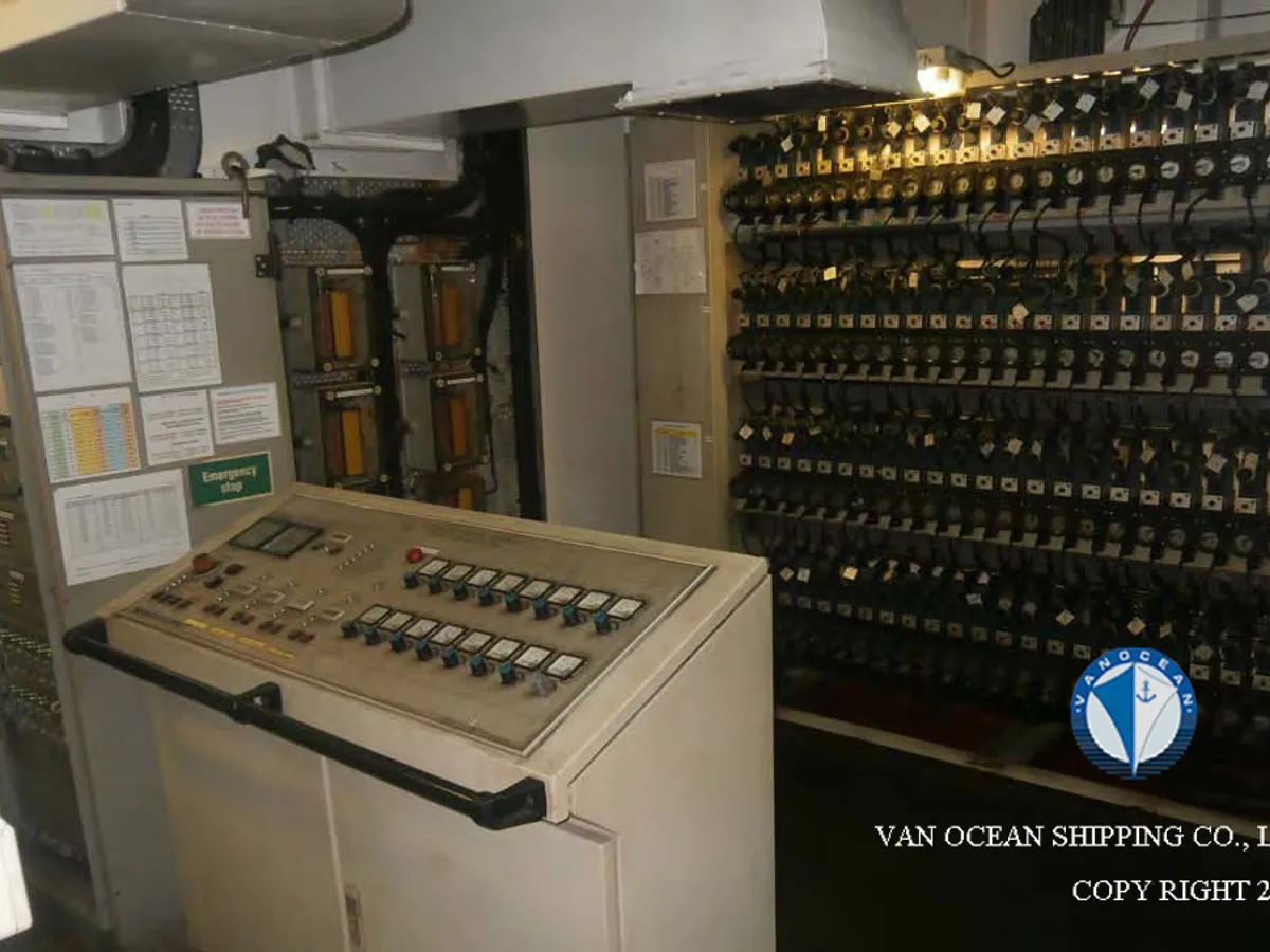 Oil/Chemical tanker for sale