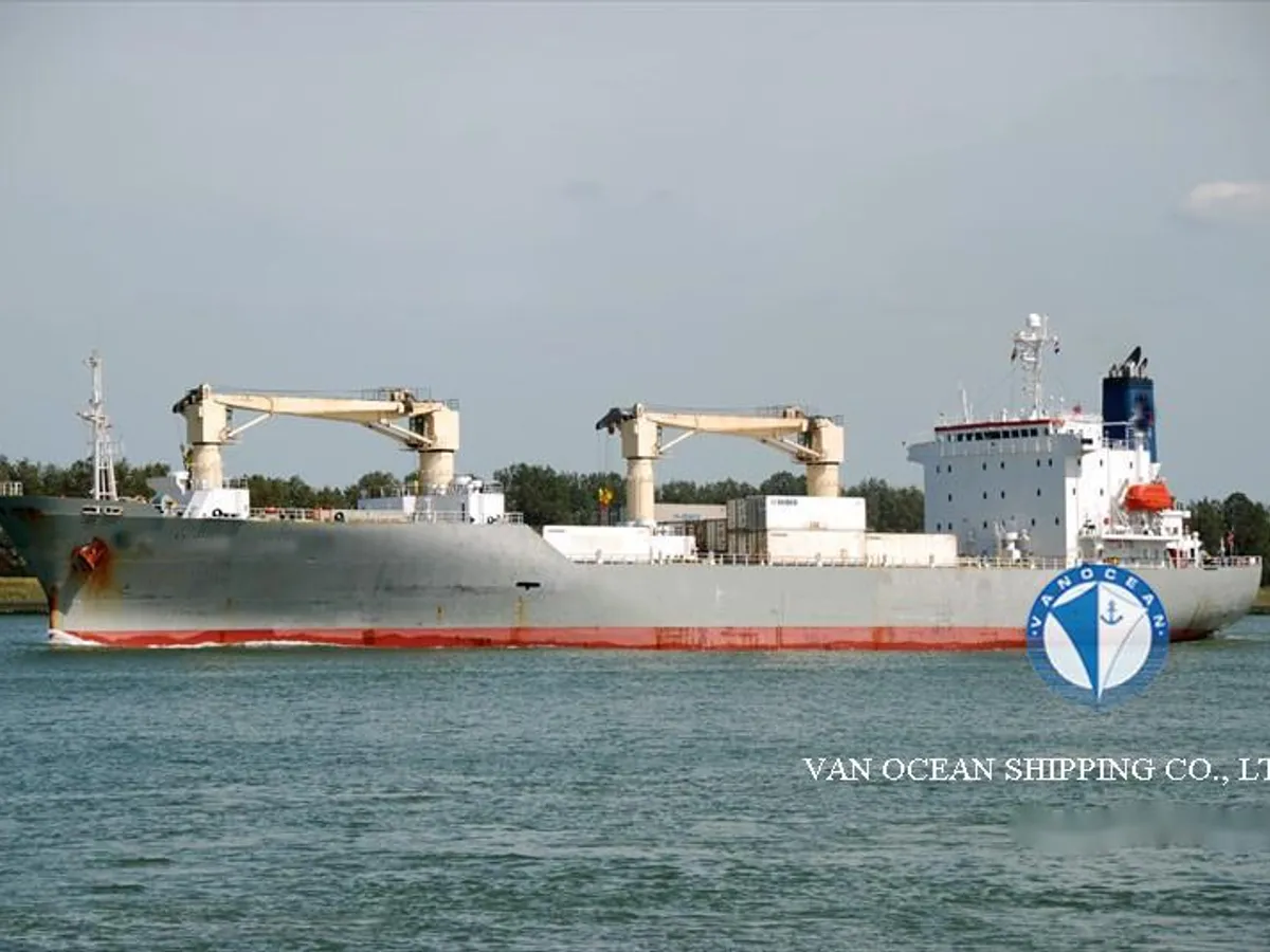 Reefer ship for sale