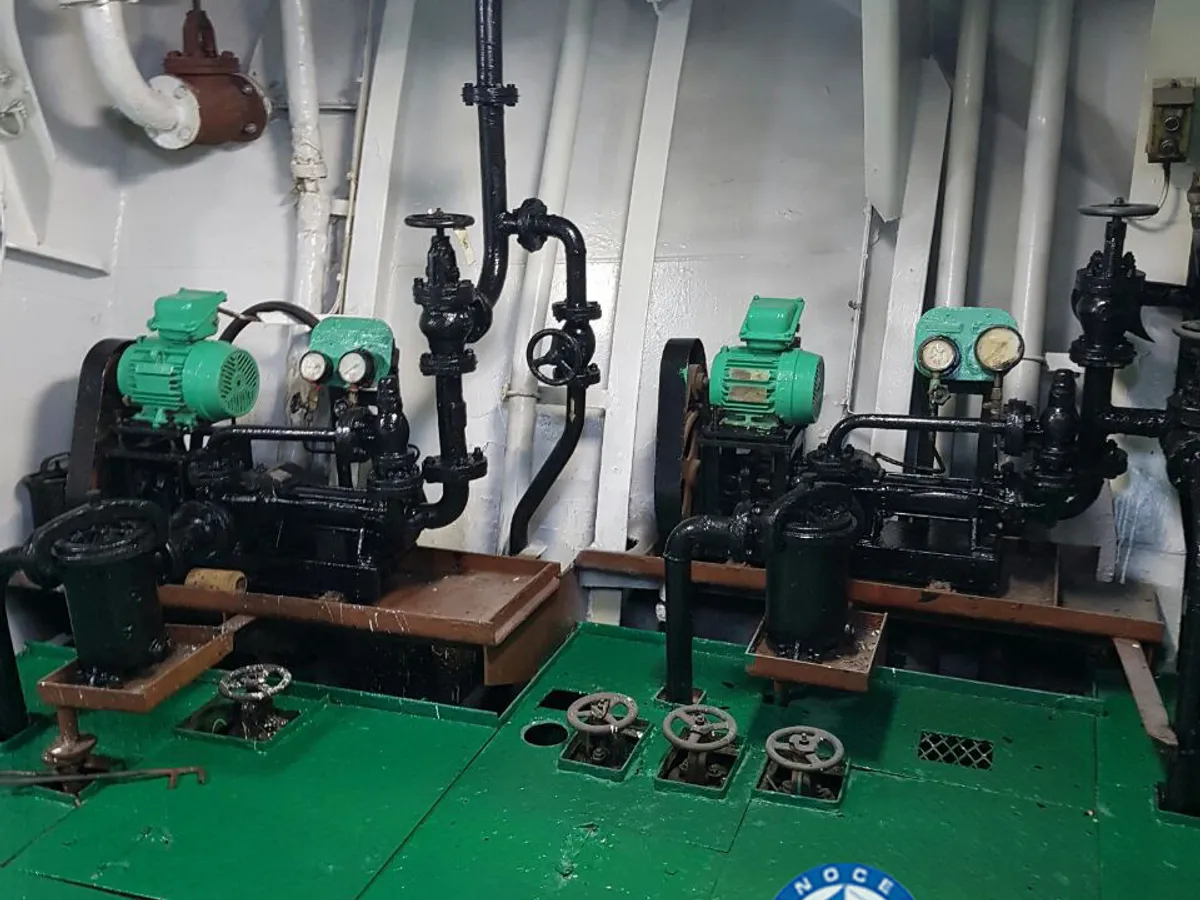 Oil/Chemical tanker for sale