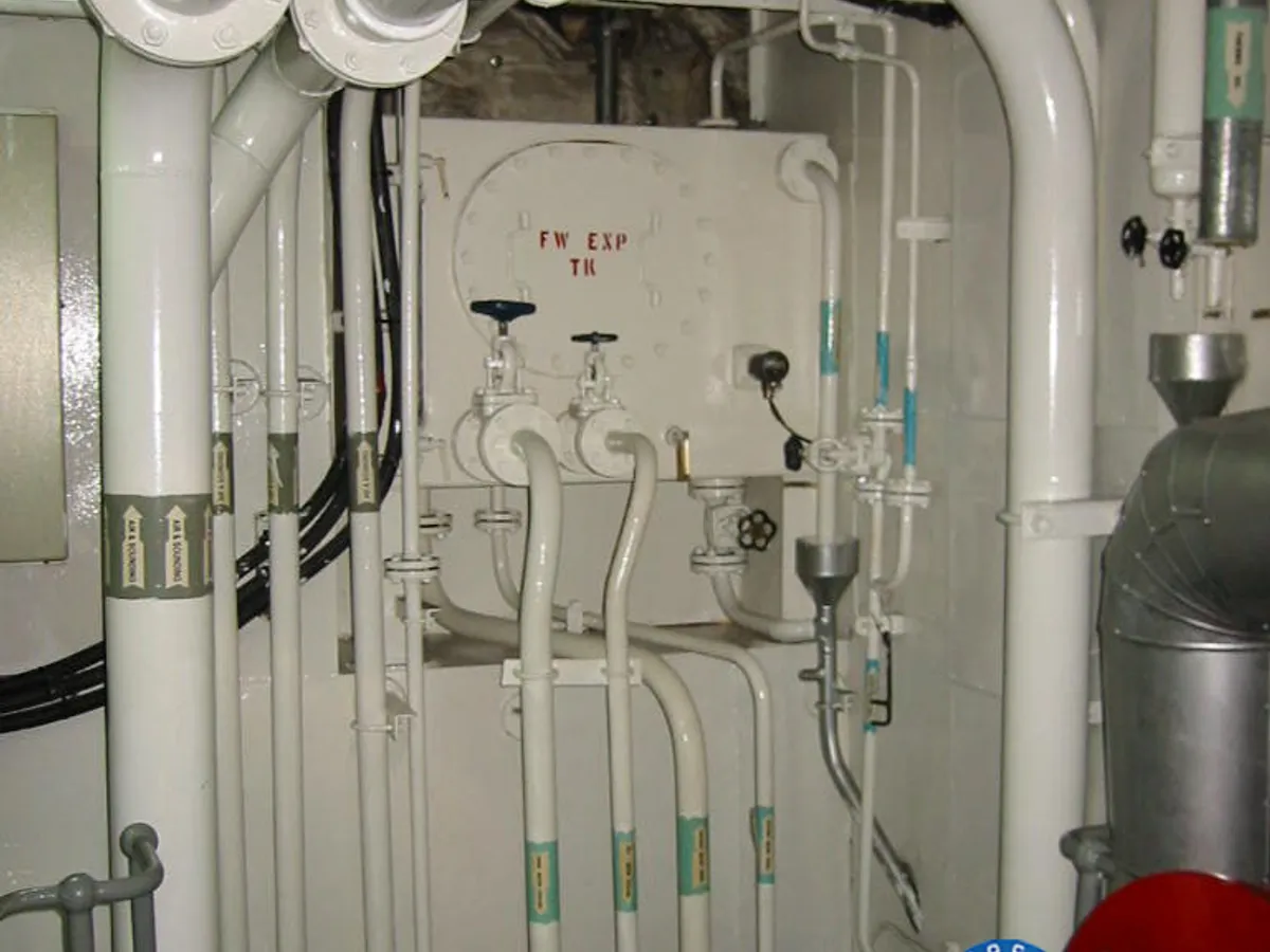 Oil/Chemical tanker for sale