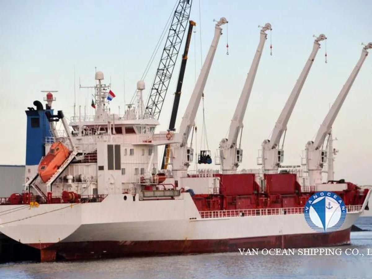 Reefer ship for sale
