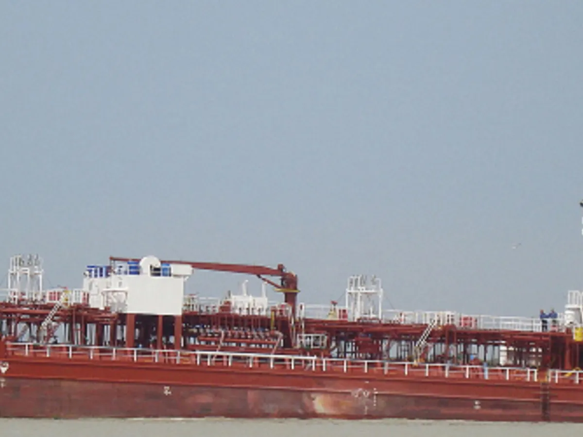 Oil/Chemical tanker for sale