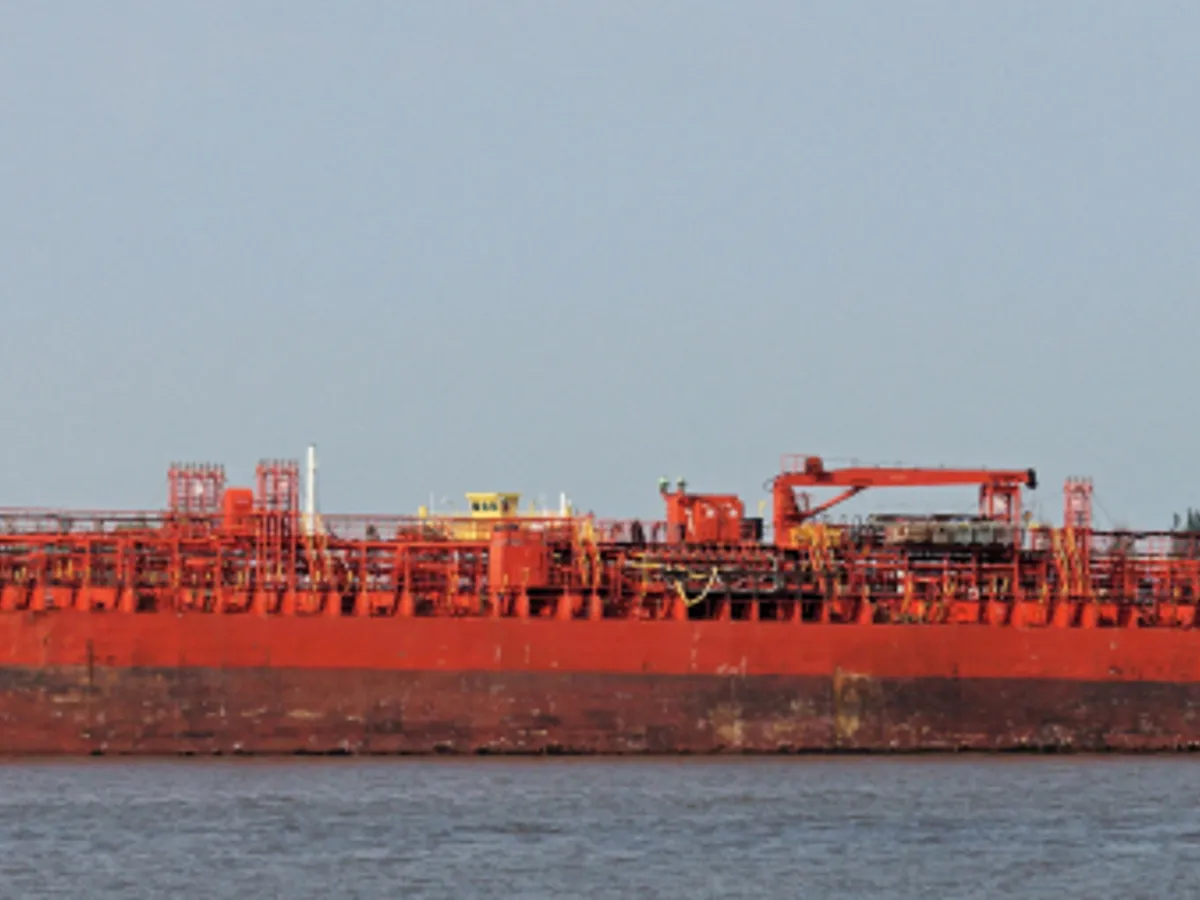 Oil/Chemical tanker for sale