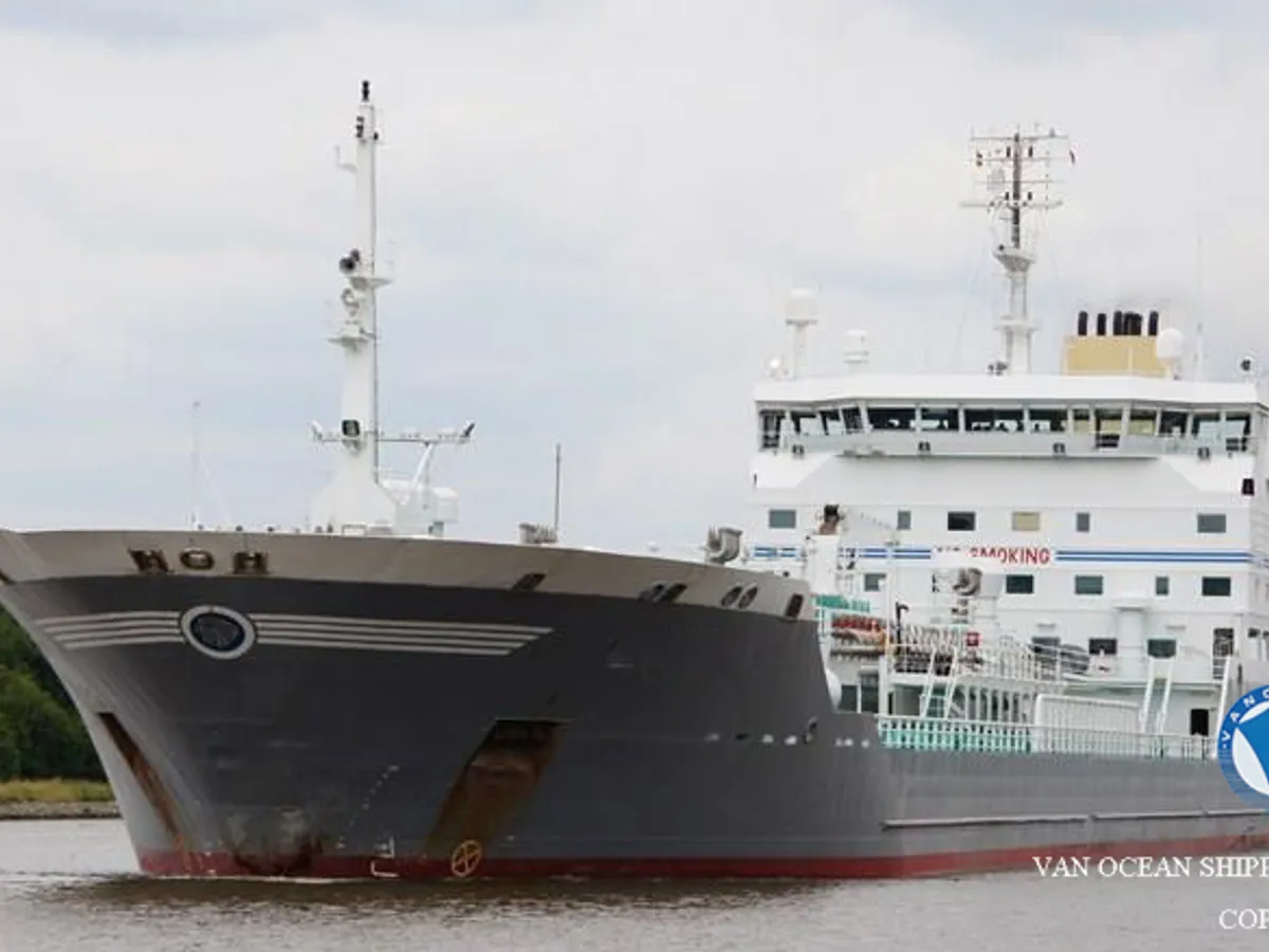 Oil/Chemical tanker for sale