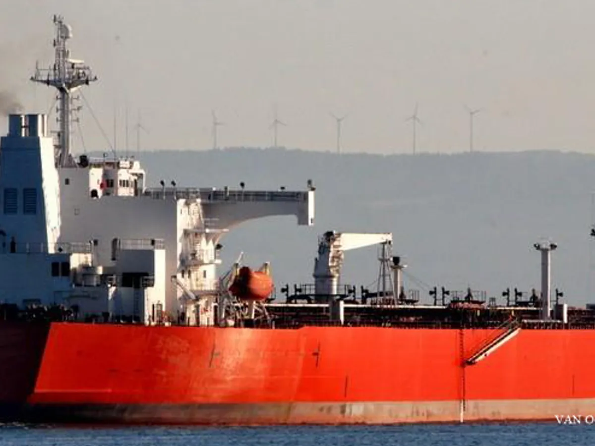 Oil/Chemical tanker for sale