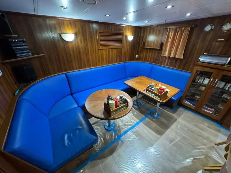 Container ship for sale