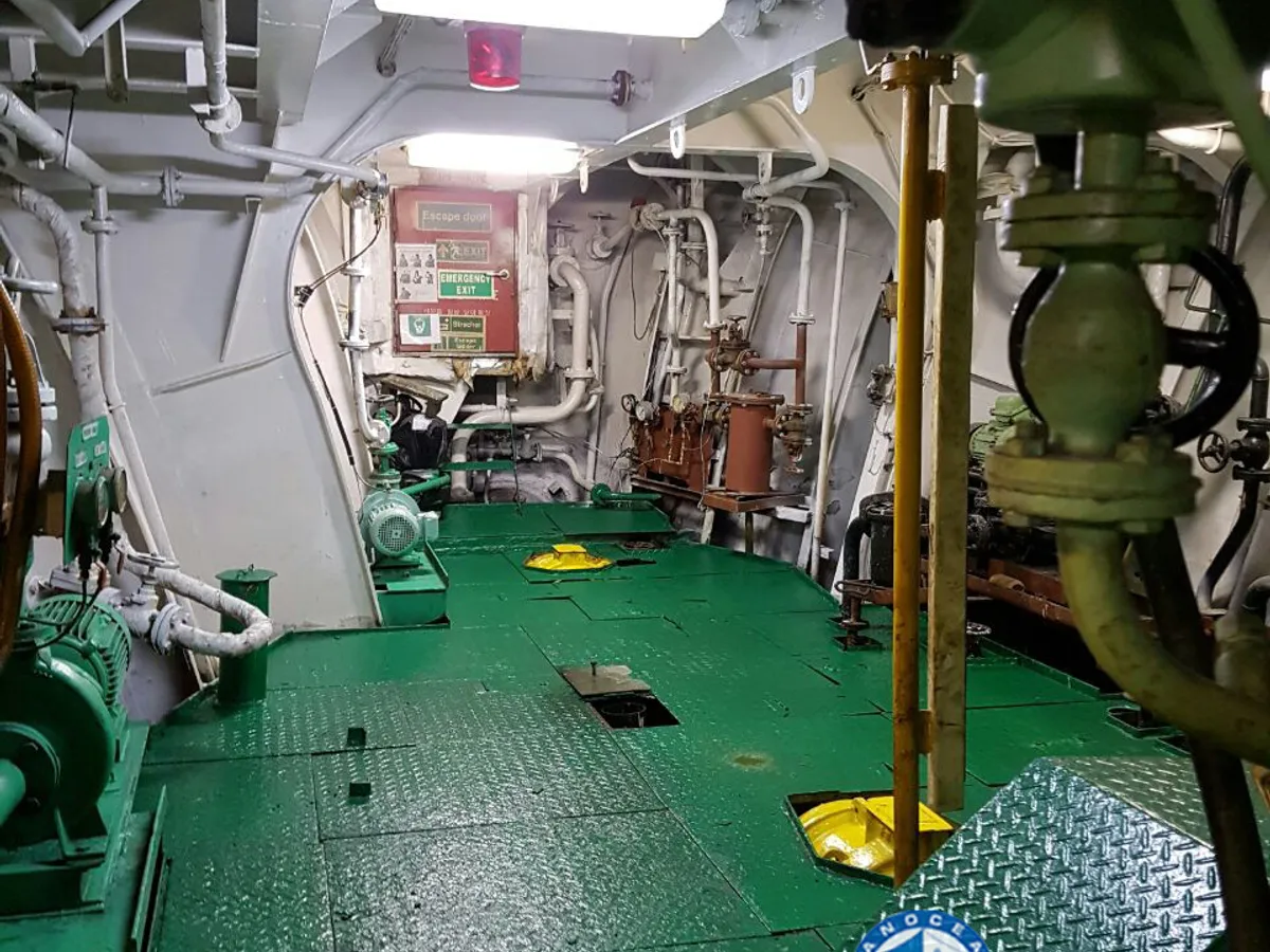 Oil/Chemical tanker for sale