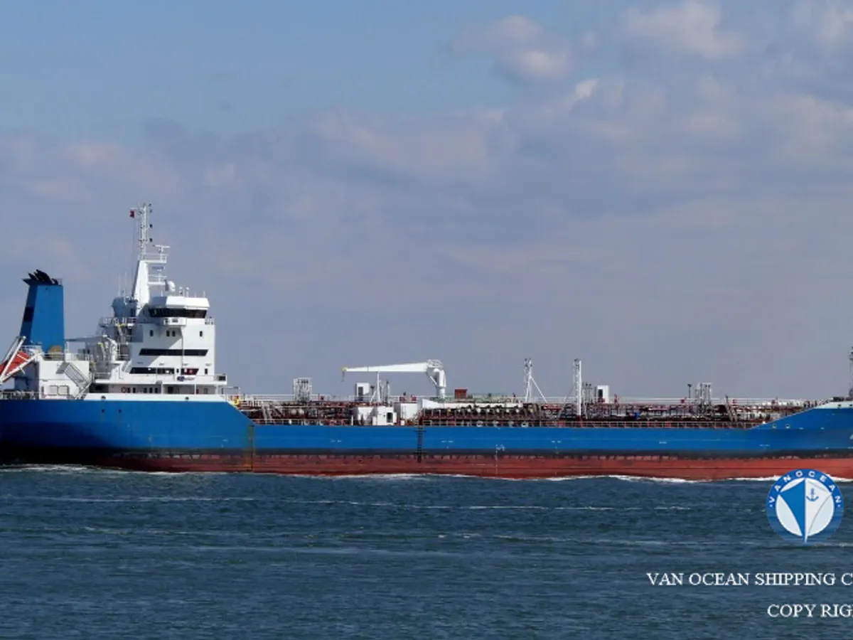 Oil/Chemical tanker for sale