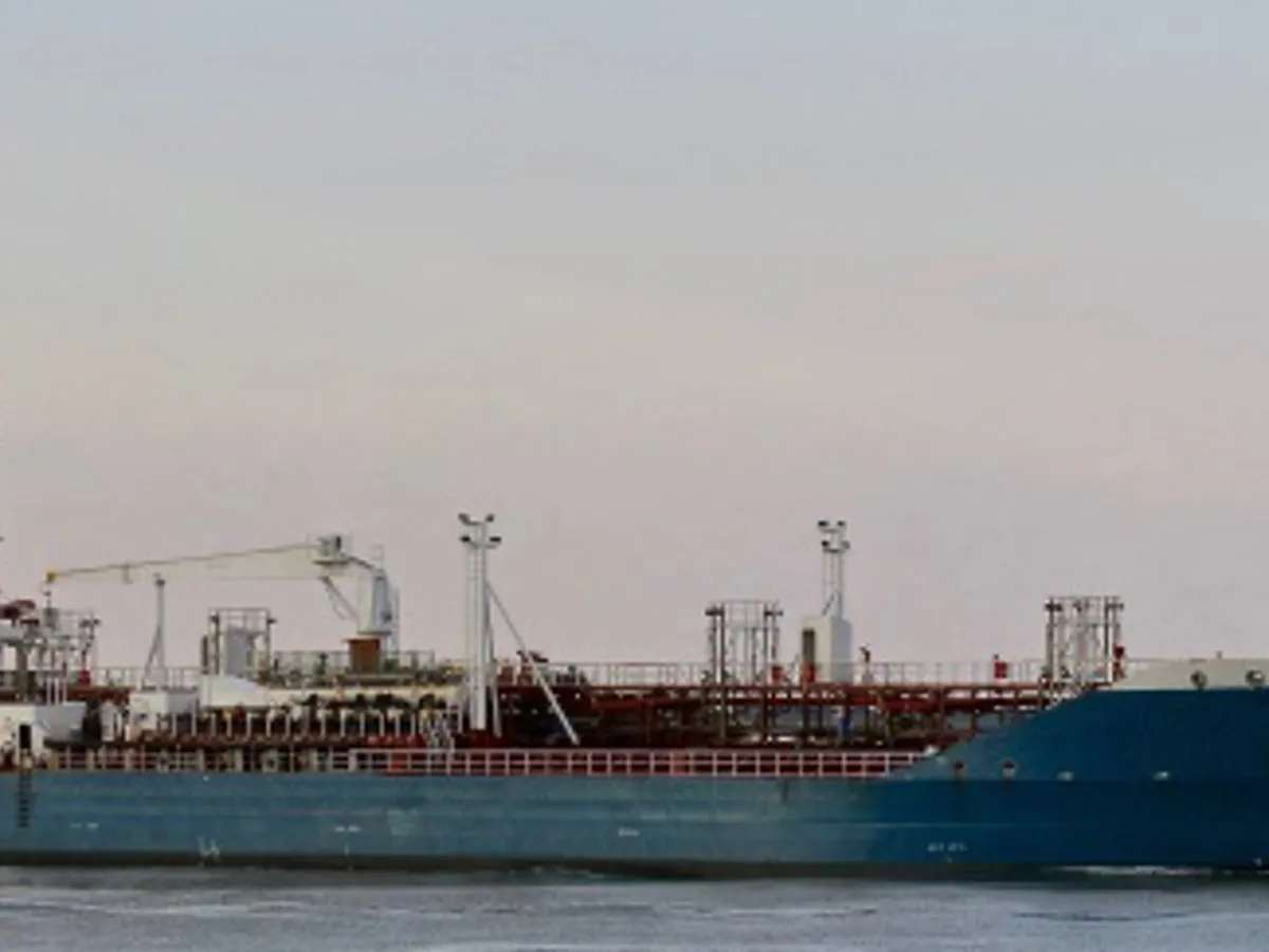 Oil/Chemical tanker for sale