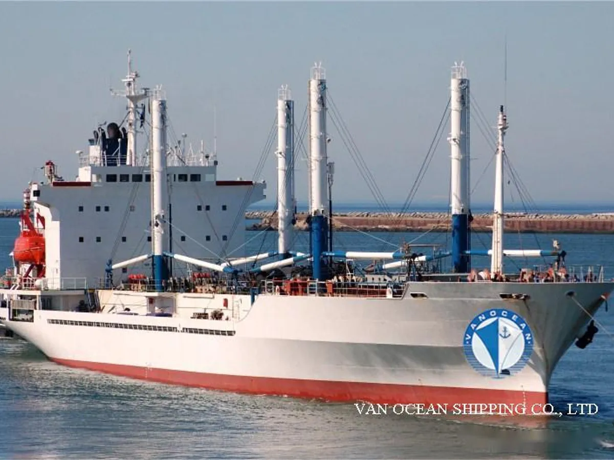 Reefer ship for sale