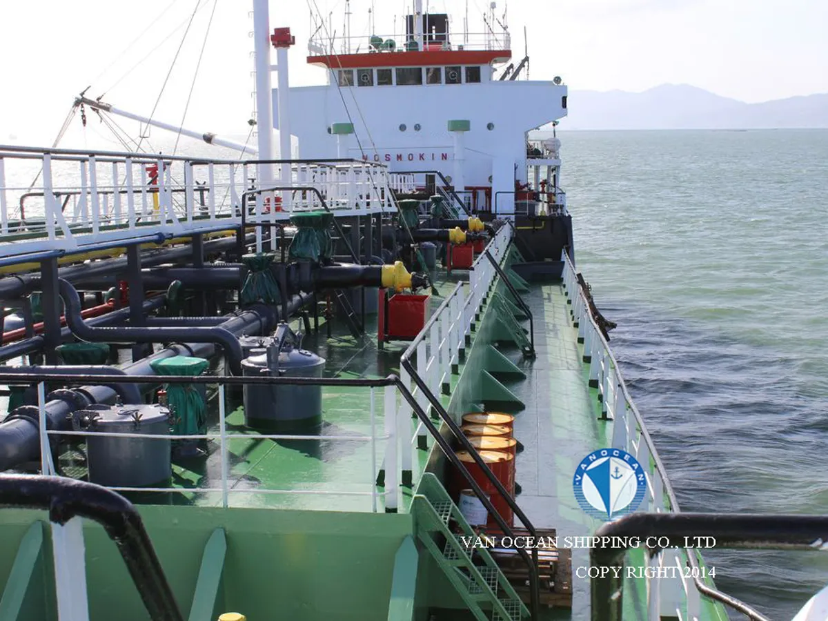 Oil/Chemical tanker for sale