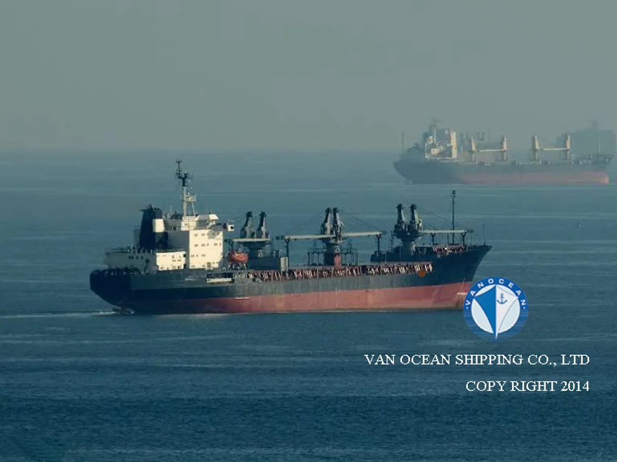 Oil/Chemical tanker for sale