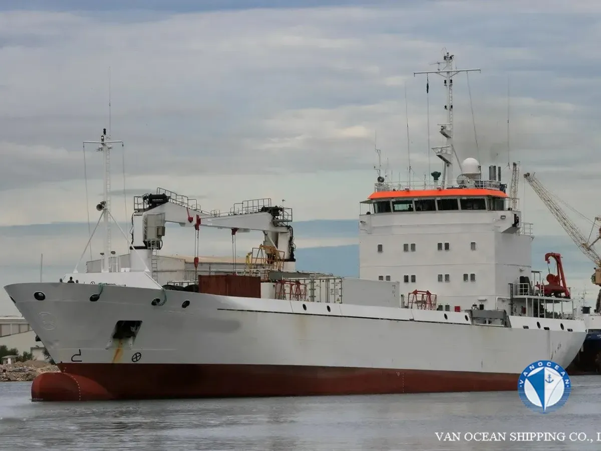 Reefer ship for sale