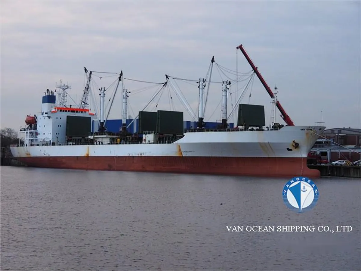 Reefer ship for sale