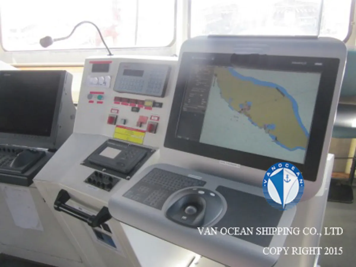 Oil/Chemical tanker for sale