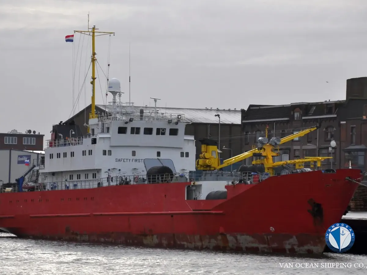 Reefer ship for sale