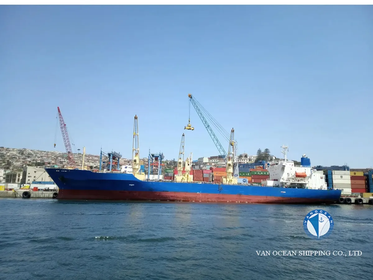 Reefer ship for sale
