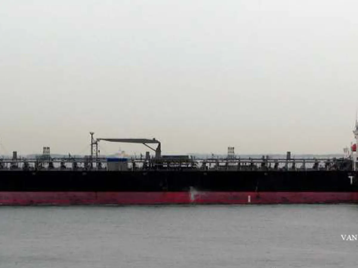 Oil/Chemical tanker for sale