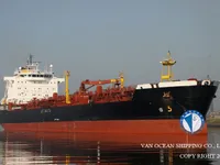 Oil/Chemical tanker for sale