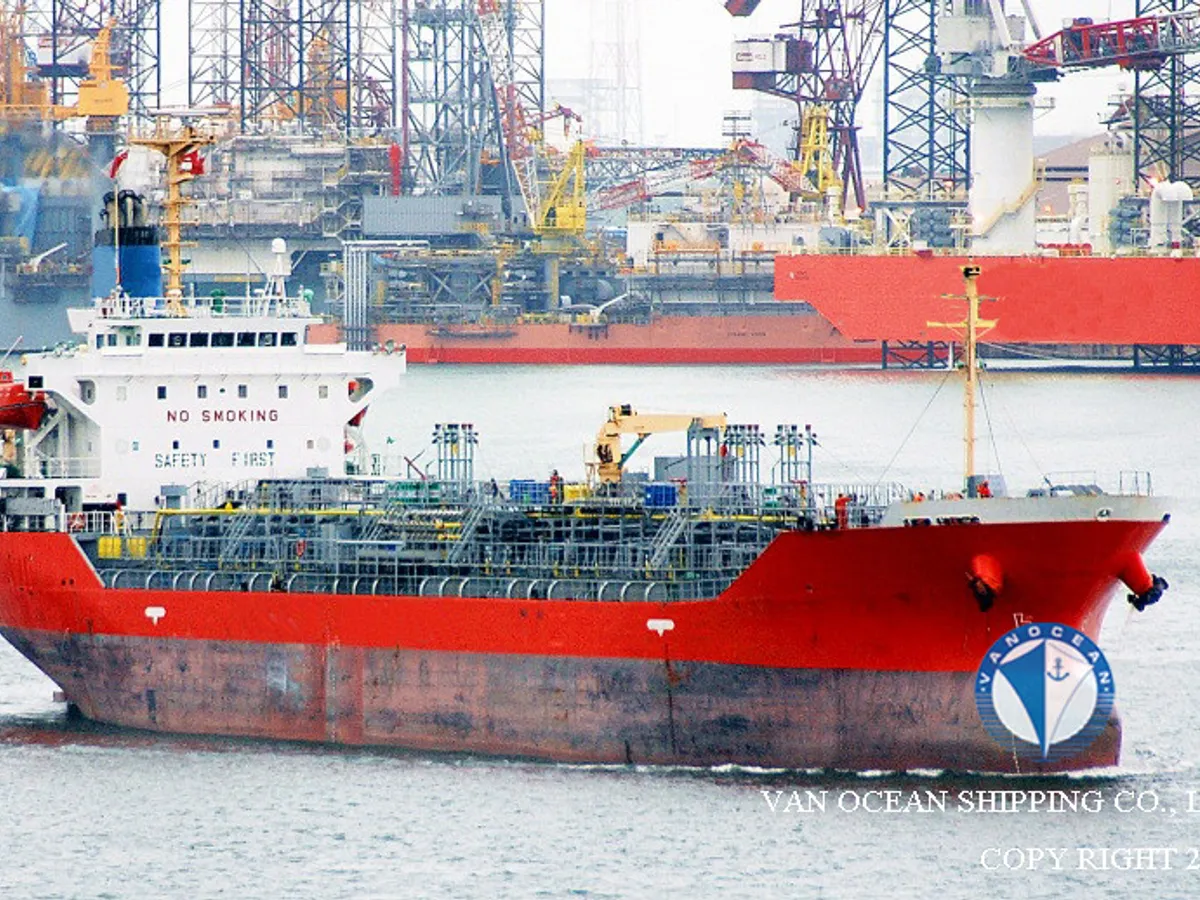 Oil/Chemical tanker for sale