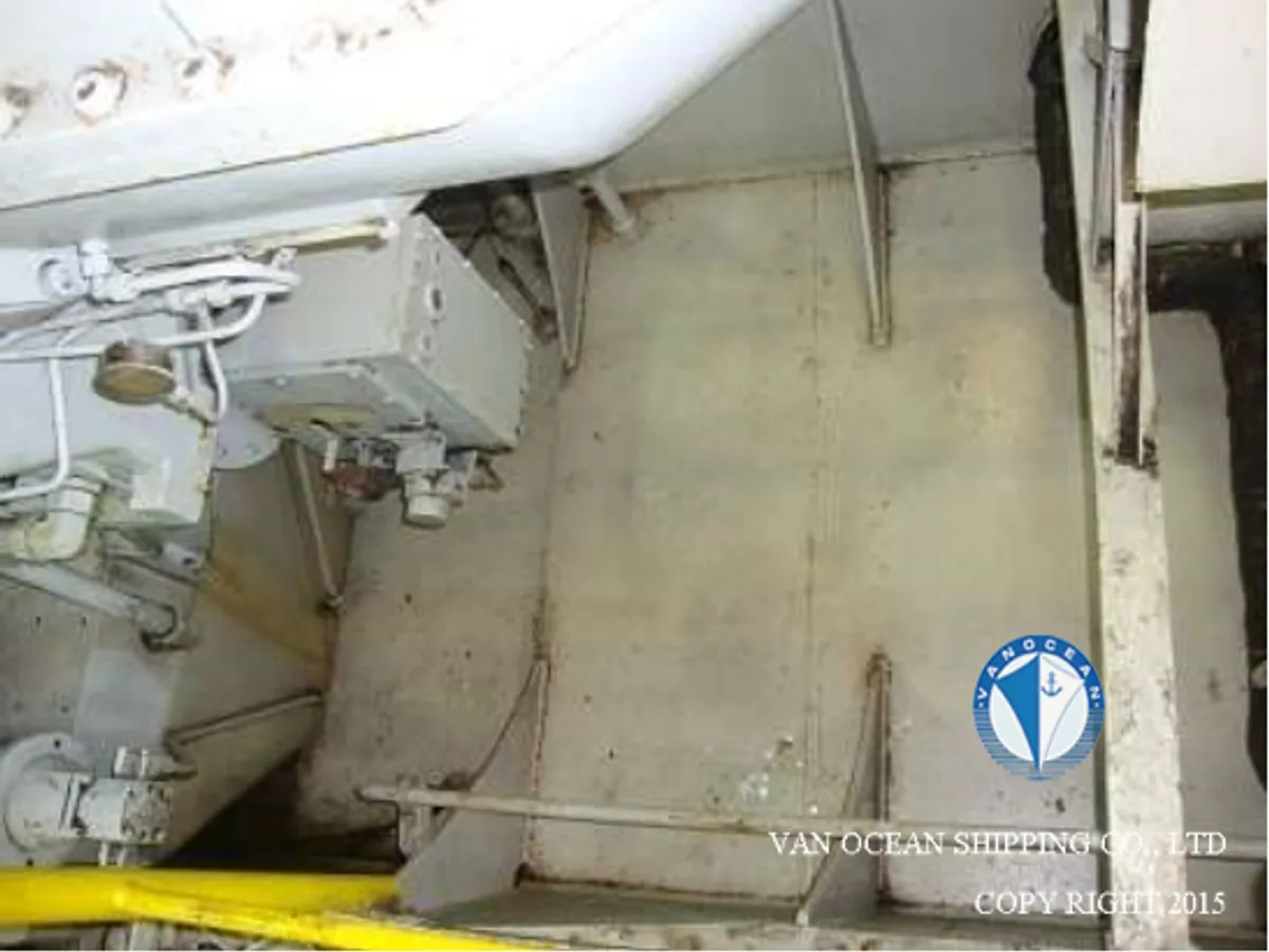 Oil/Chemical tanker for sale