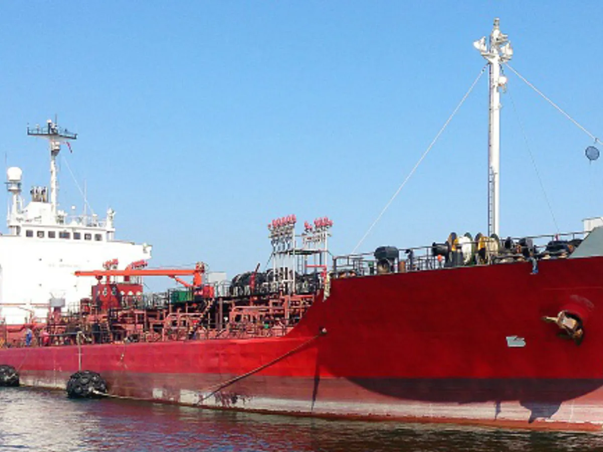 Oil/Chemical tanker for sale