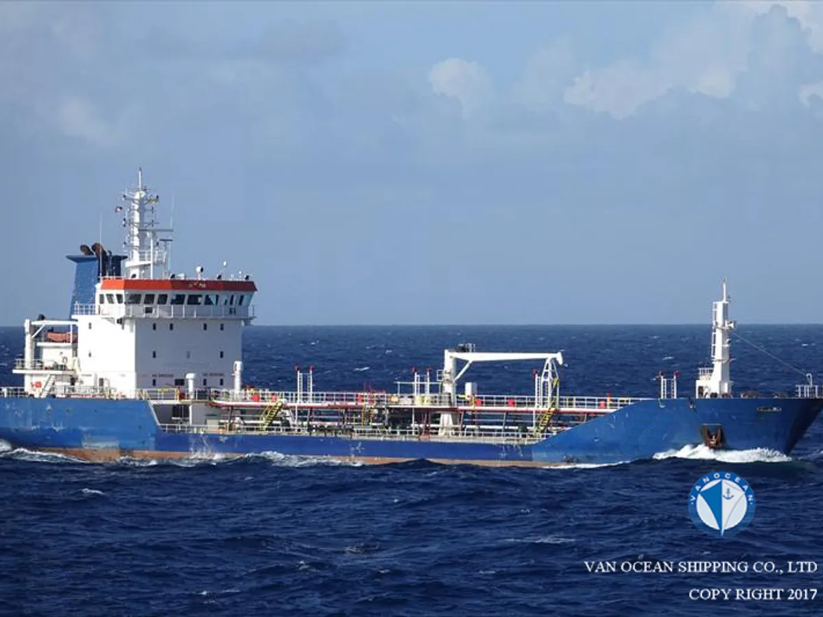 Oil/Chemical tanker for sale