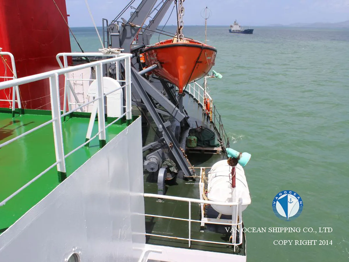 Oil/Chemical tanker for sale