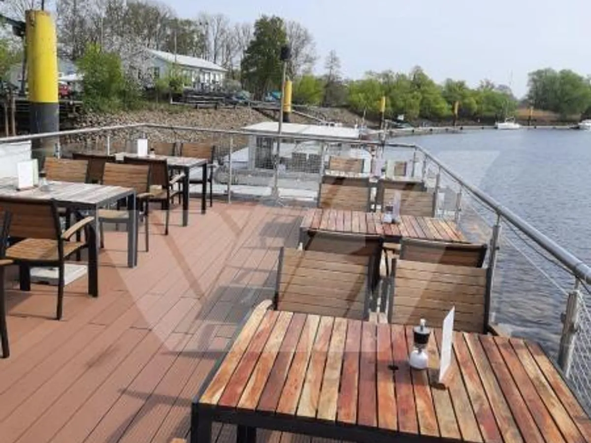 Restaurant vessel for sale