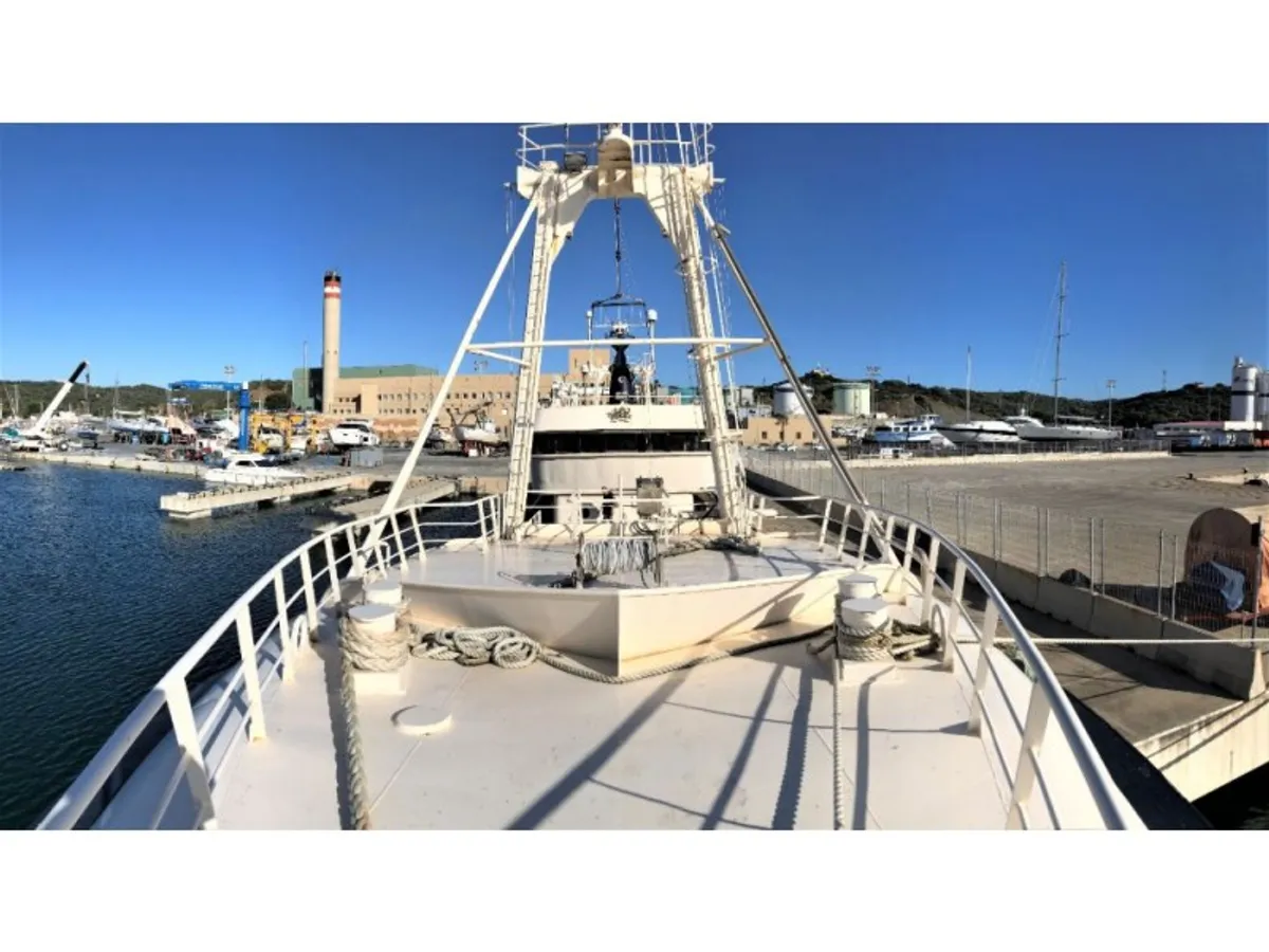 Yacht for sale
