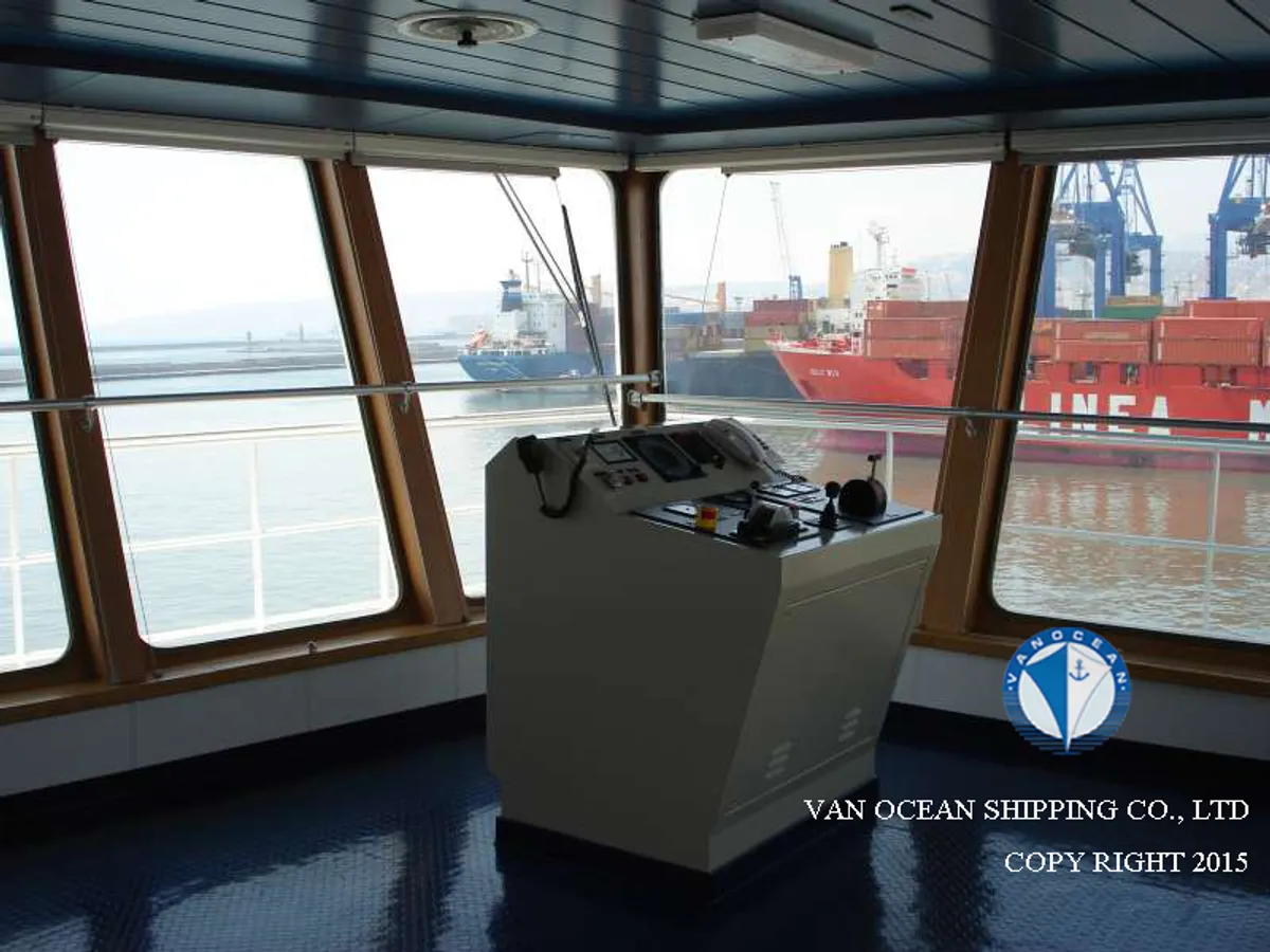 Oil/Chemical tanker for sale