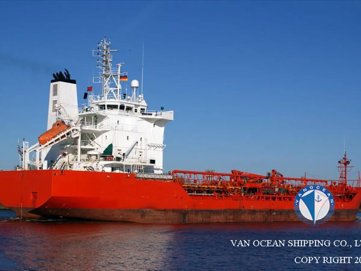 Oil/Chemical tanker for sale