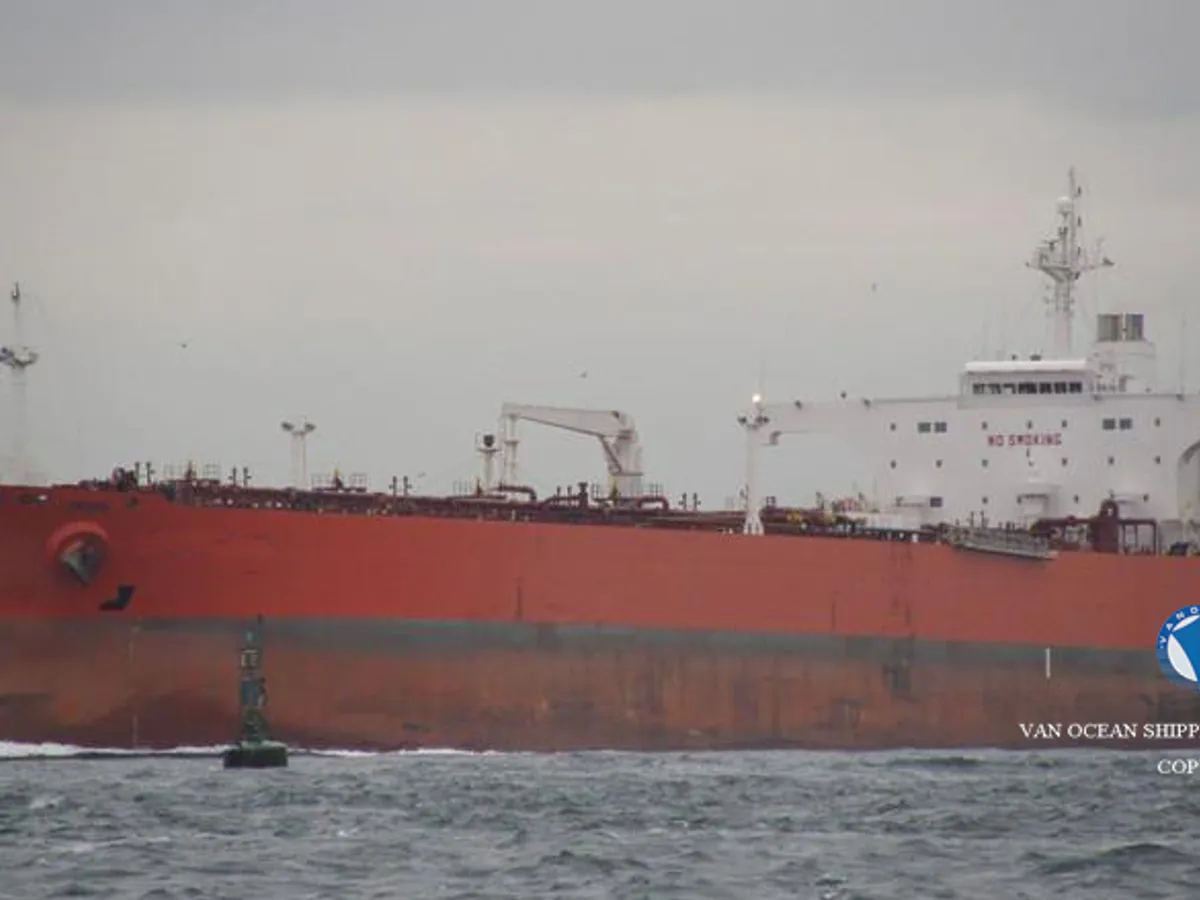 Oil/Chemical tanker for sale