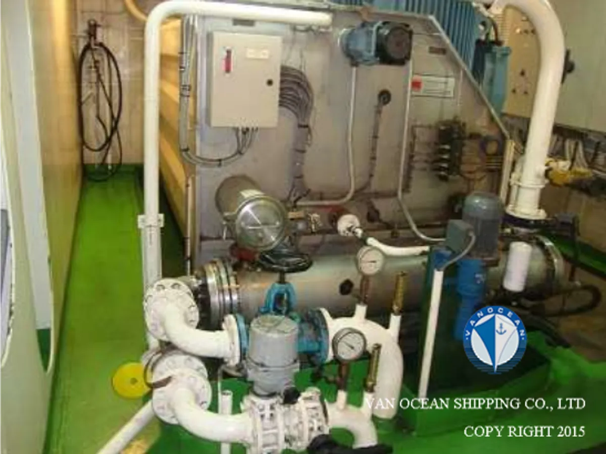 Oil/Chemical tanker for sale