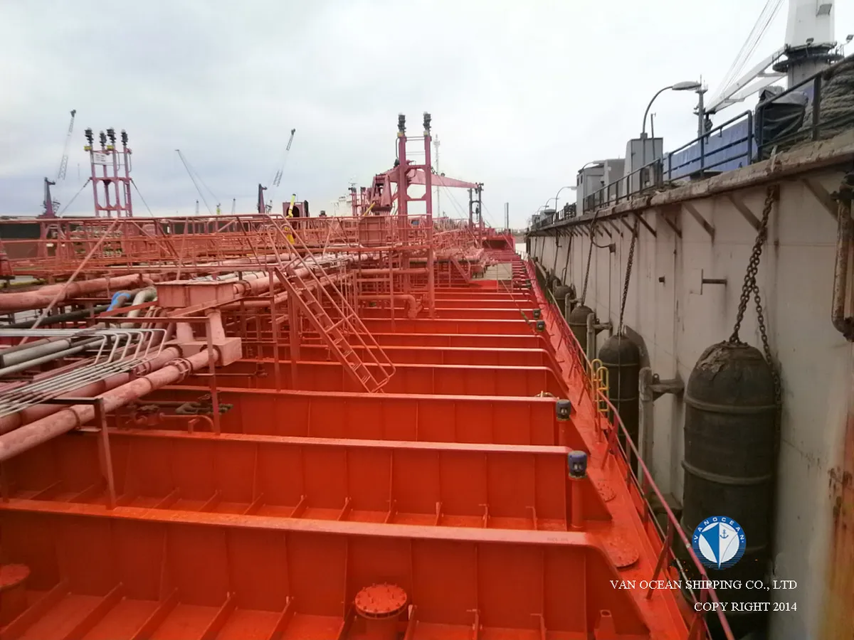Oil/Chemical tanker for sale