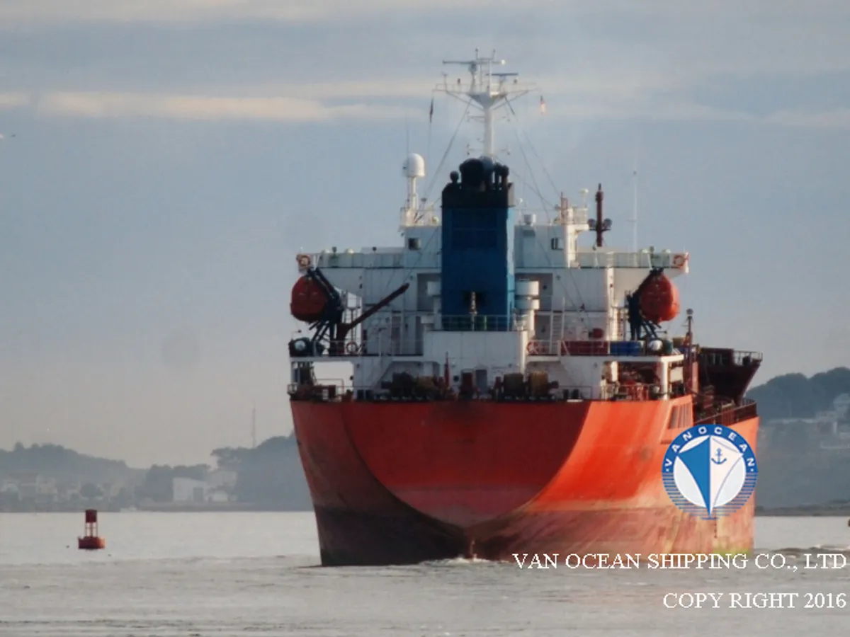 Oil/Chemical tanker for sale