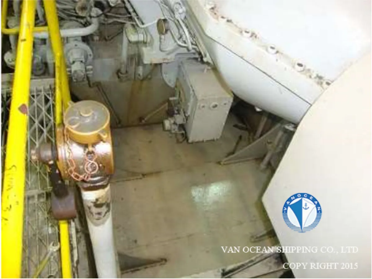 Oil/Chemical tanker for sale
