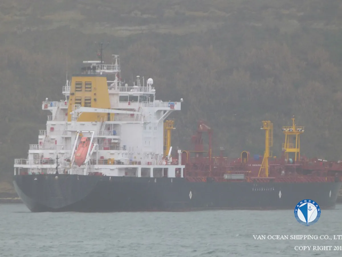 Oil/Chemical tanker for sale