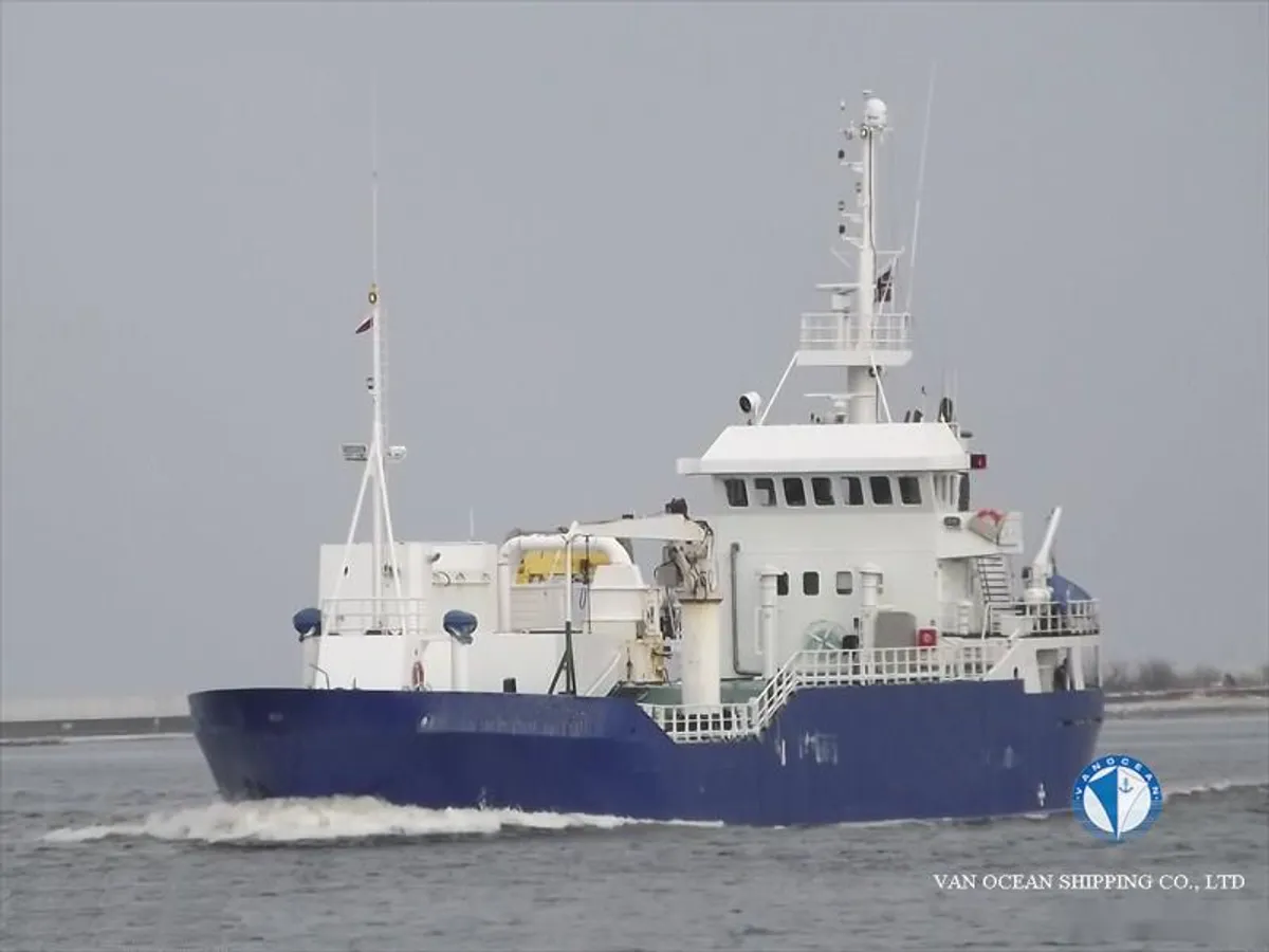 Reefer ship for sale