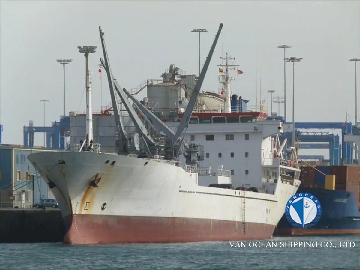 Reefer ship for sale