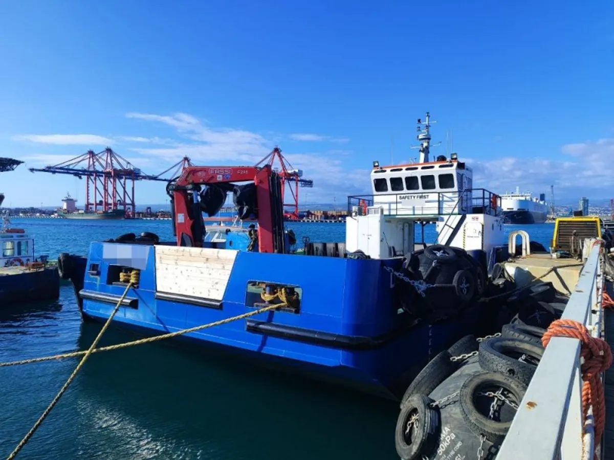 Container ship for sale