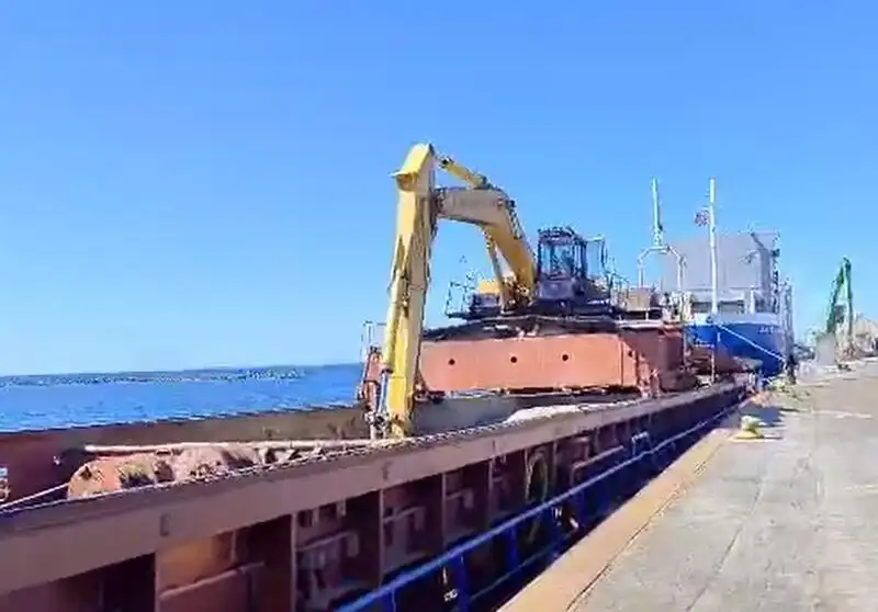 Dredger for sale