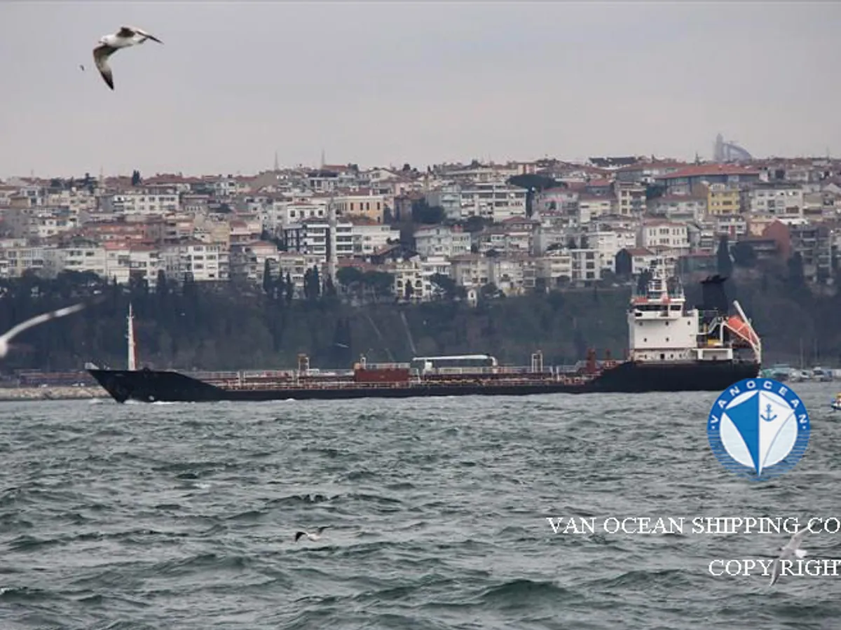 Oil/Chemical tanker for sale