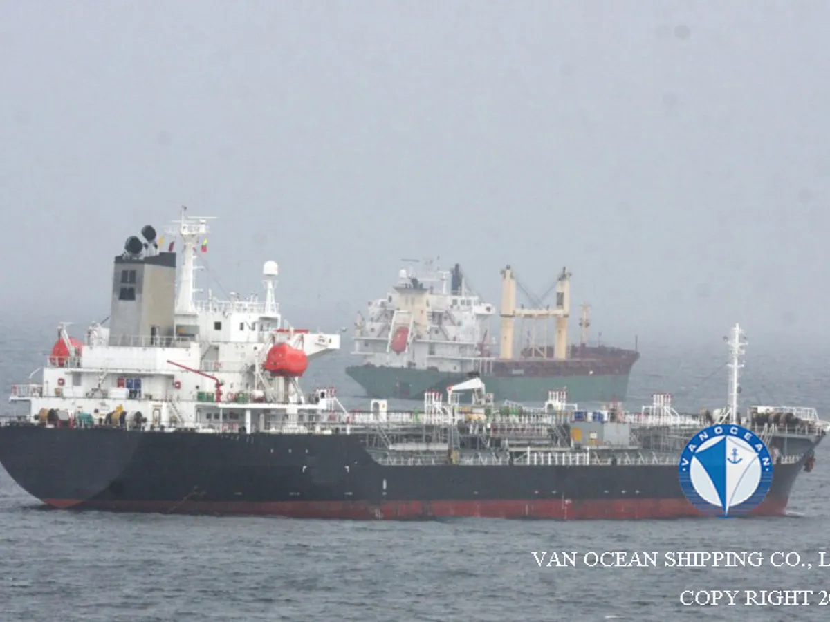 Oil/Chemical tanker for sale