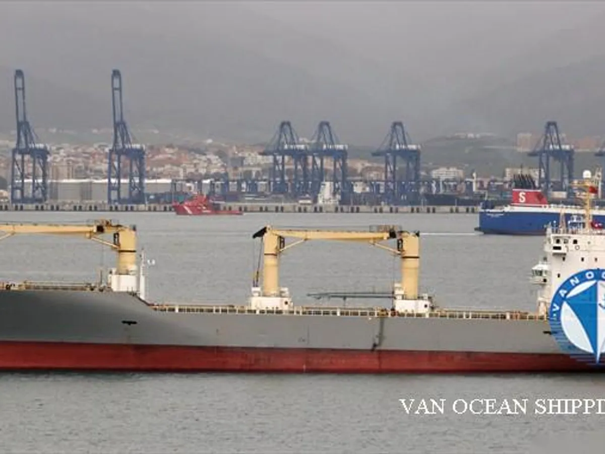 Reefer ship for sale