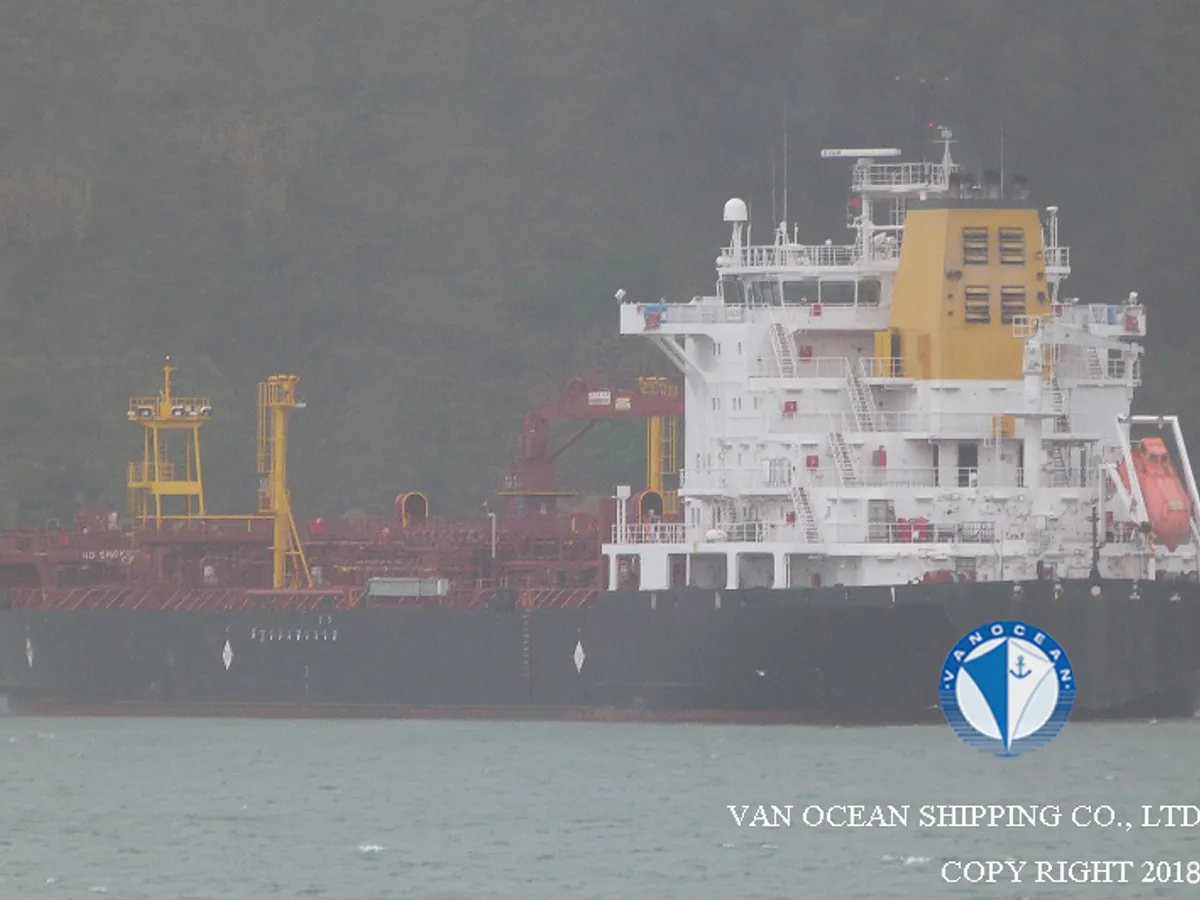 Oil/Chemical tanker for sale