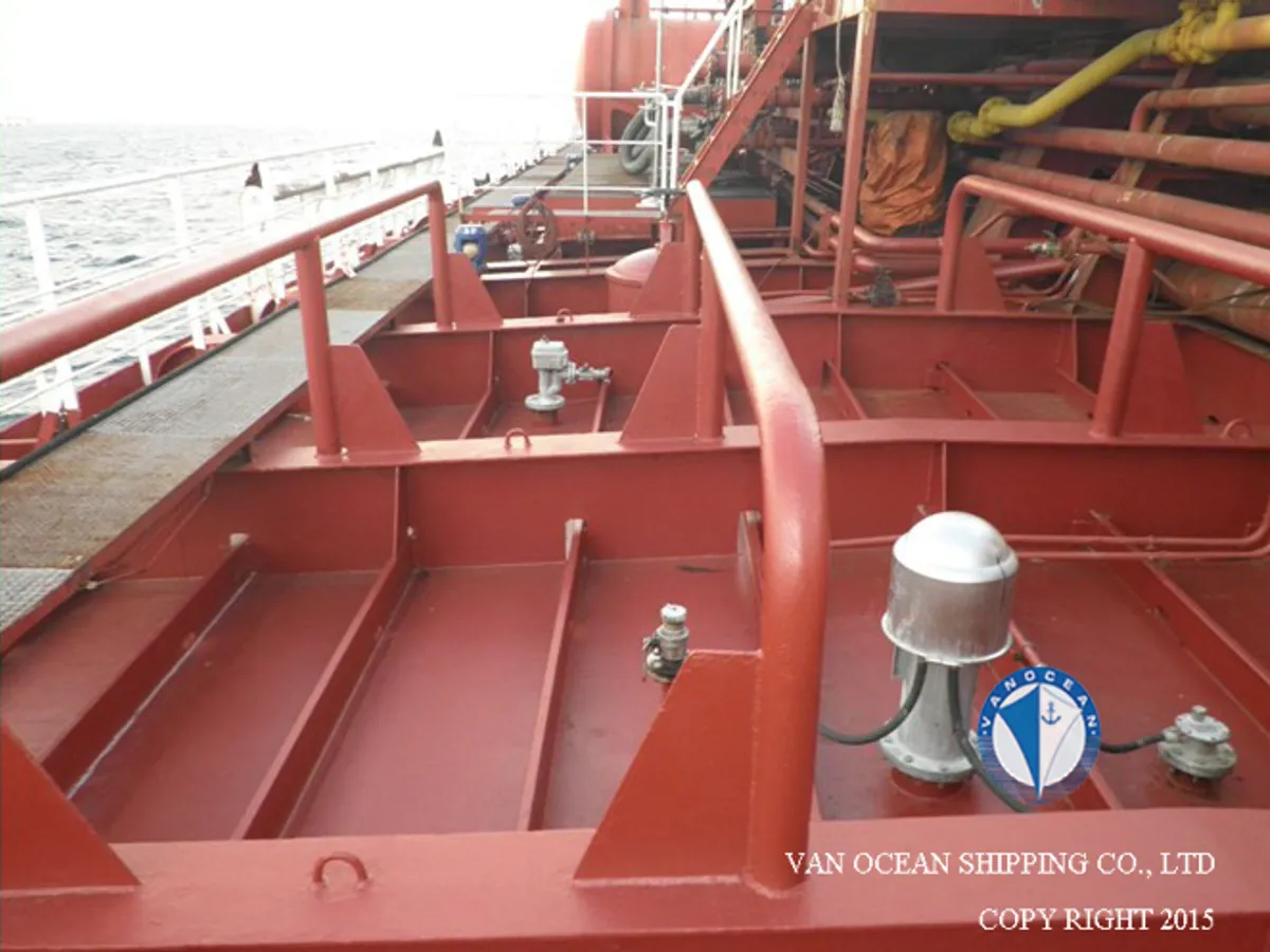 Oil/Chemical tanker for sale