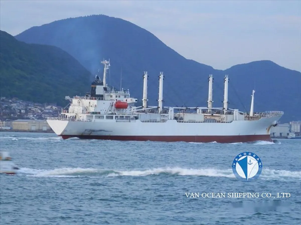 Reefer ship for sale