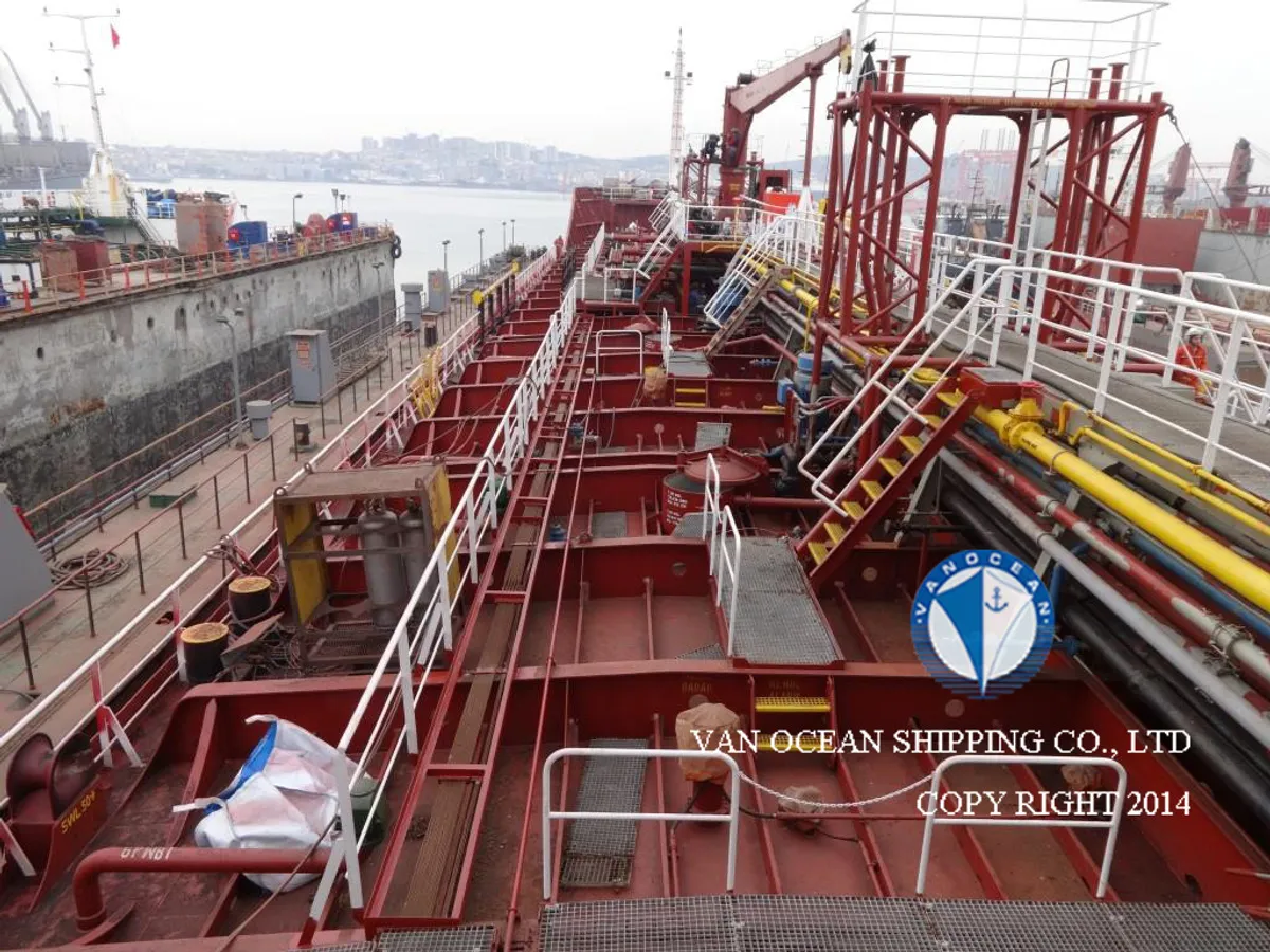 Oil/Chemical tanker for sale