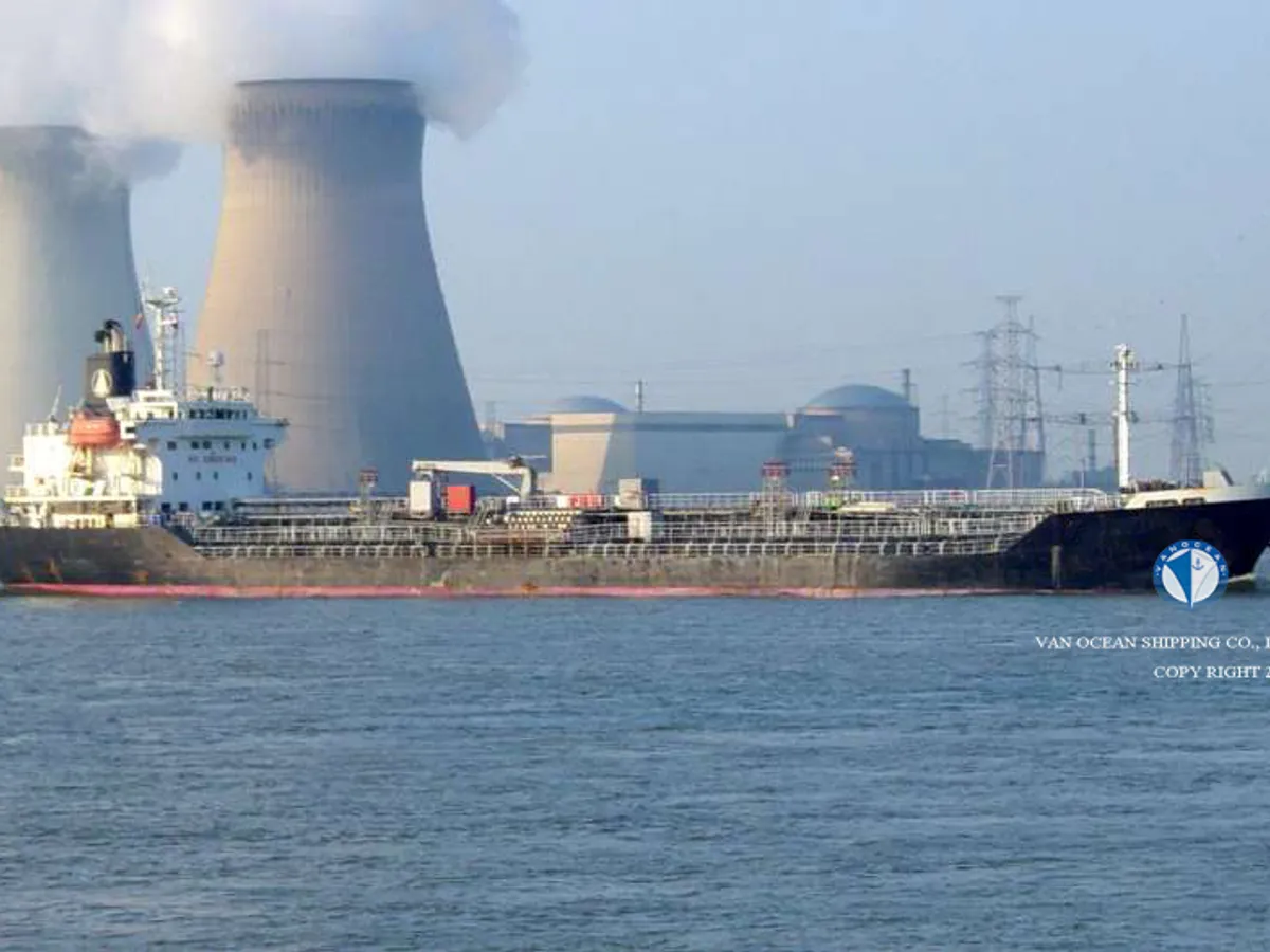Oil/Chemical tanker for sale